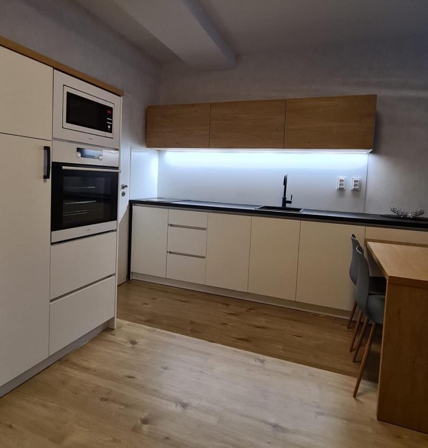 Apartman Hestia 5 Rajecké Teplice Dış mekan fotoğraf